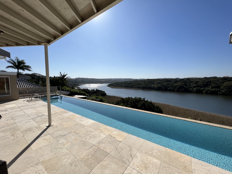 6 Bedroom Property for Sale in Bonza Bay Eastern Cape